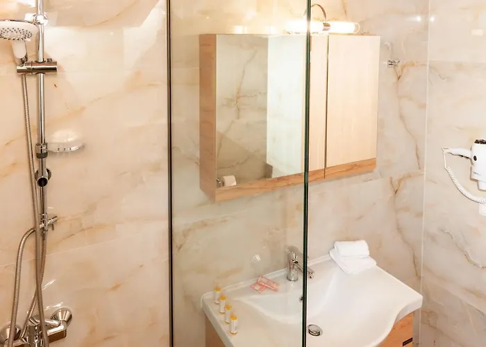 Milos Mountain - Nikitas Apartment Agios Nikitas