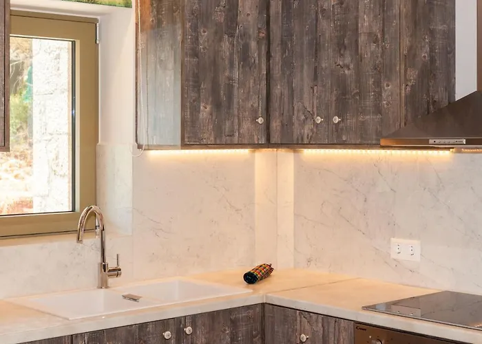 Apartment Milos Mountain - Nikitas *