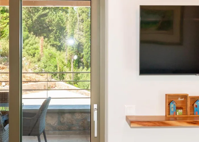 Apartment Milos Mountain - Nikitas Agios Nikitas